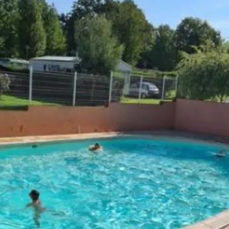 2 Pour 5 Personnes Avec Terrasse - Api-1-52-537